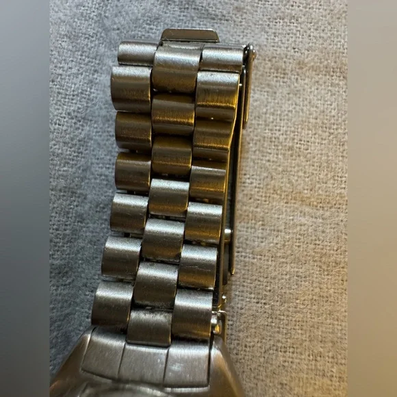 Ladies Watch - Silver - Picture 6 of 9